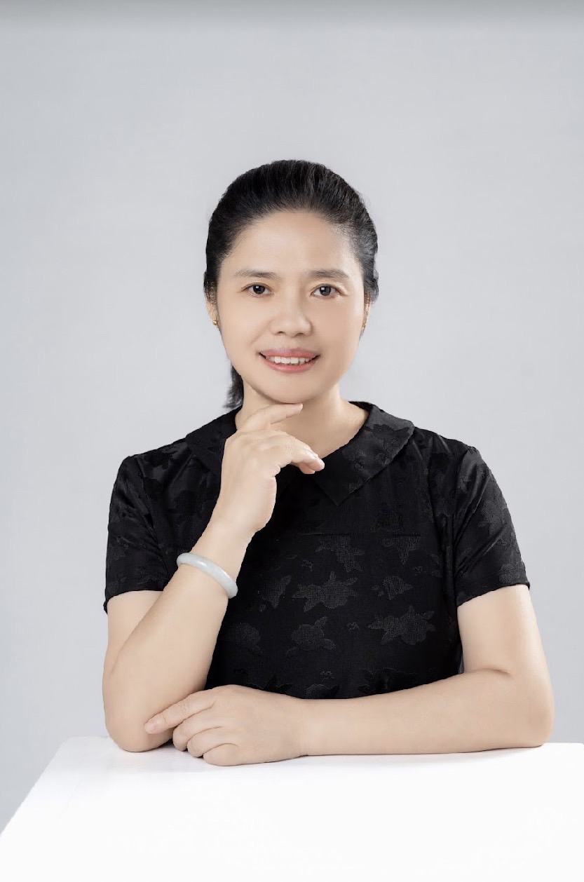 楊春梅(圖)
